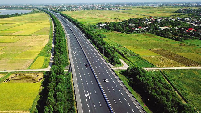 CEMENT MARKET CONSUMPTION RECOVERS THANKS TO SUPER TRANSPORT INFRASTRUCTURE PROJECTS